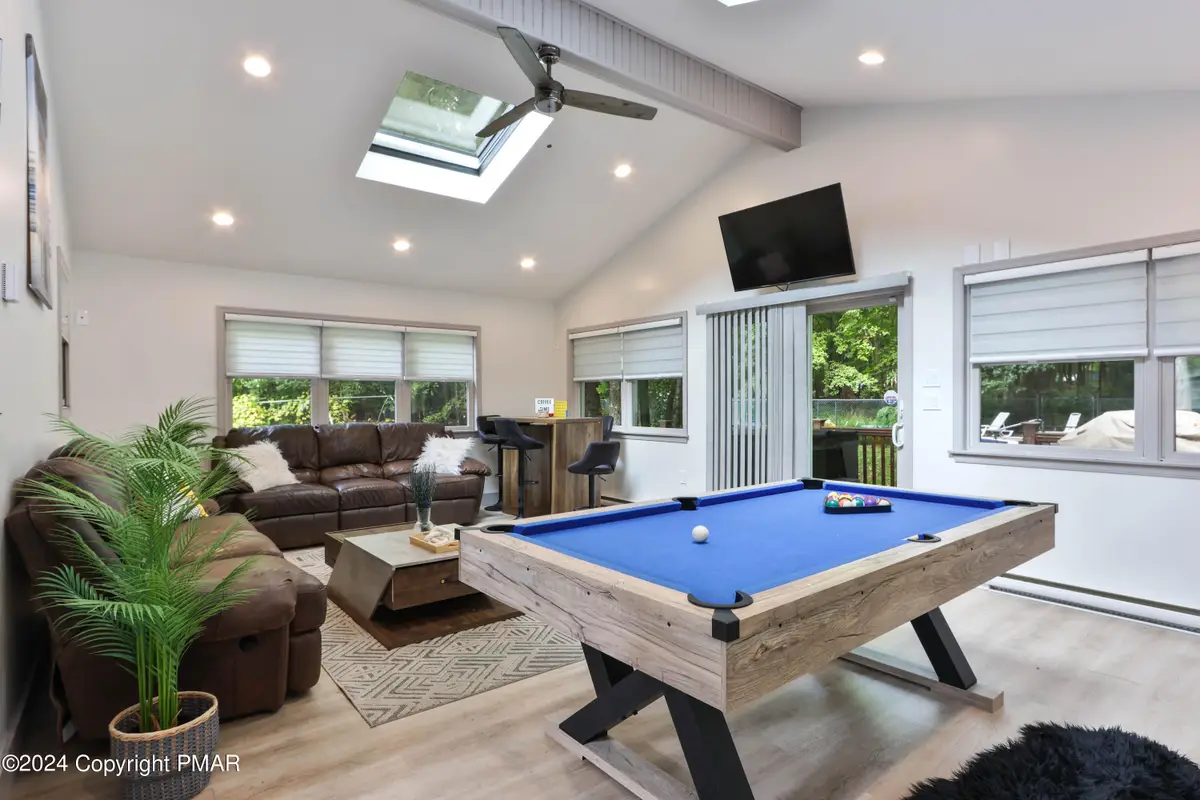 271 N Shore Drive, Albrightsville, PA 18210 - Image #1