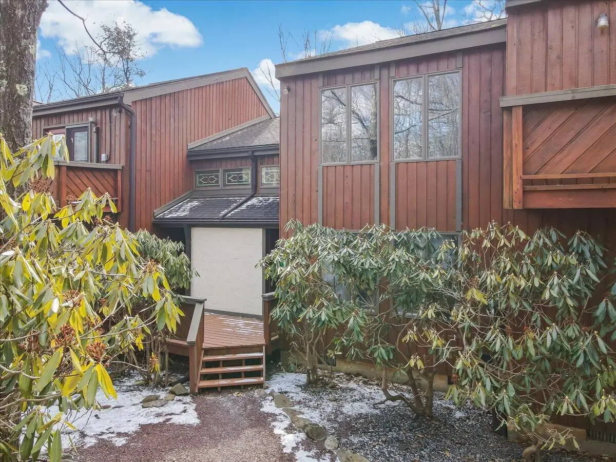 35 Falcon Run, Lake Harmony, PA 18624 - #1