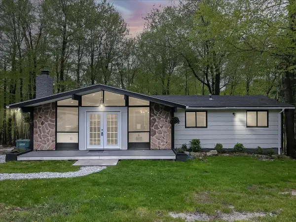 1413 Waterfront Drive, Tobyhanna, PA 18466