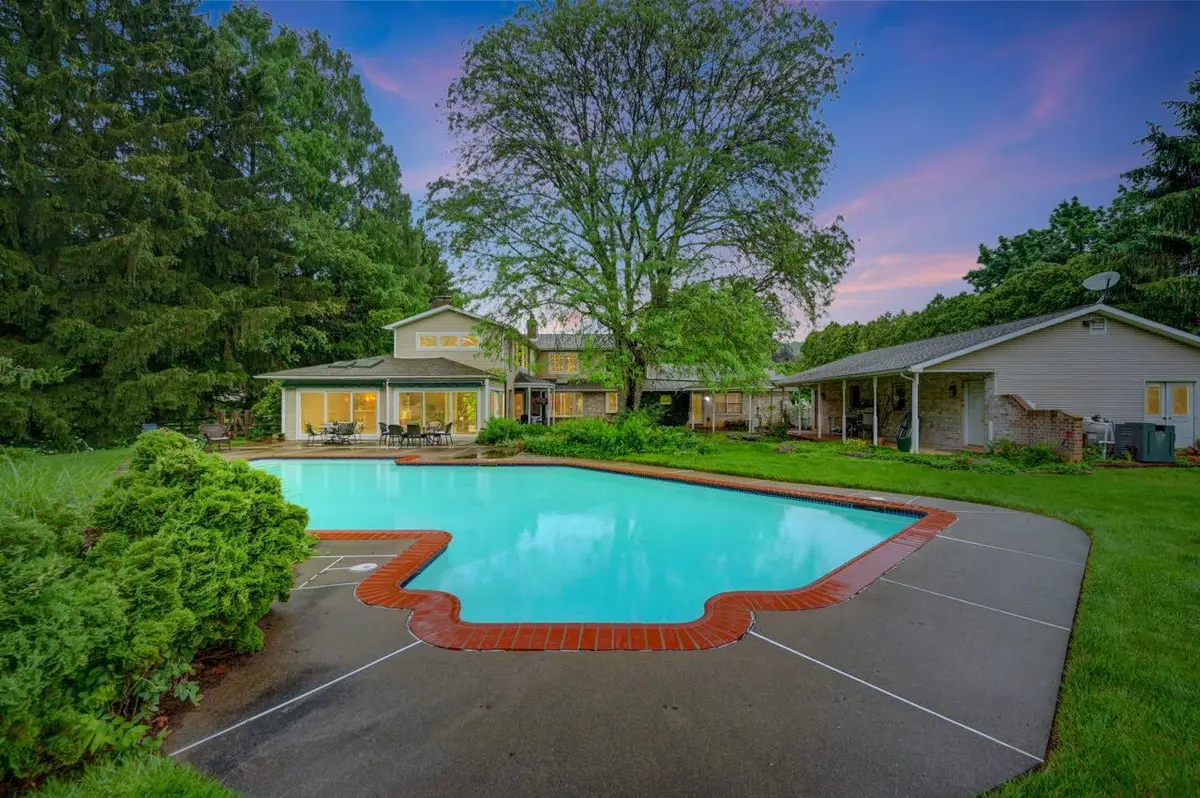 938 Meadow Circle, Bethlehem, PA 18017 - Image #1