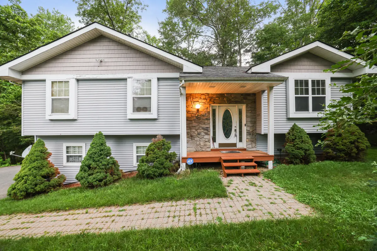 3122 Sparrow Court, East Stroudsburg, PA 18302 - Image #1