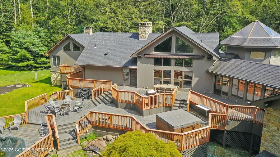 386 Camelback Road, Tannersville, PA 18372 - Image #3