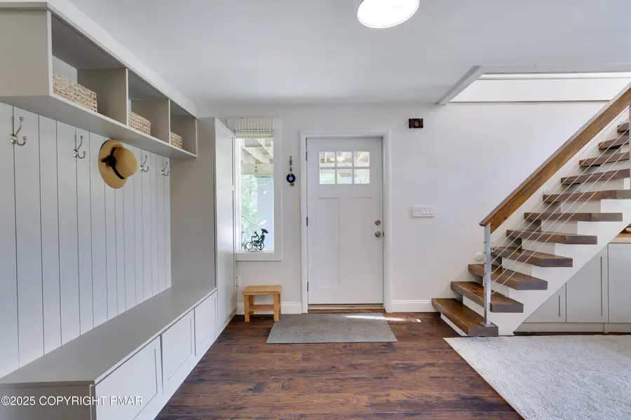 1093 Porter Drive, Bushkill, PA 18324 - Image #3