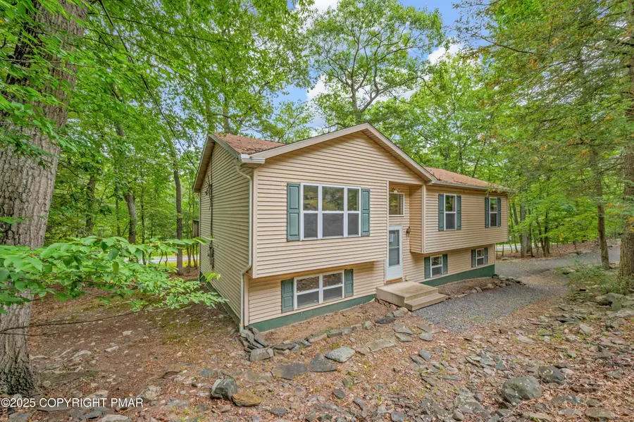 314 Overlook Drive, East Stroudsburg, PA 18301 - Image #2