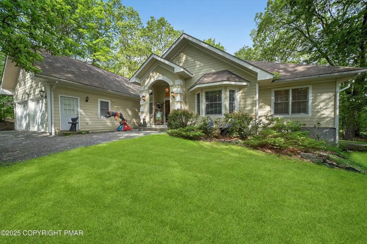 802 Niblick Court, Lords Valley, PA 18428 - Image #1