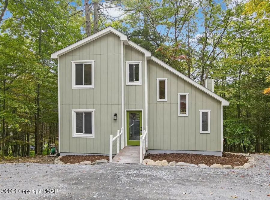 159 Manchester Drive, Bushkill, PA 18324 - Image #2