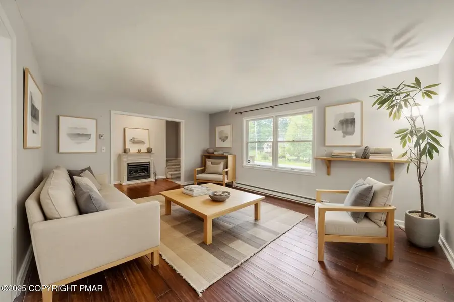 104 Lakeview Drive, Dingmans Ferry, PA 18328 - Image #2