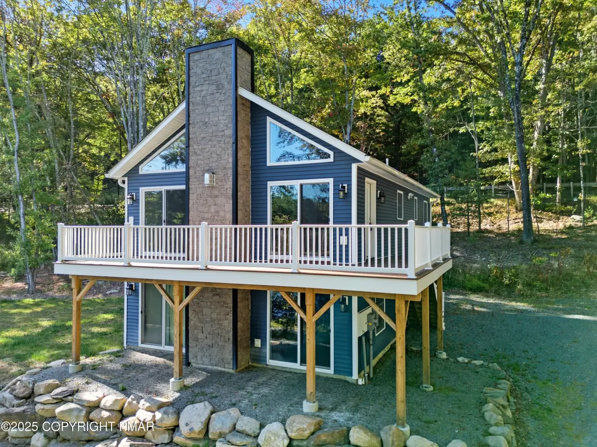 114 Kemodobi Circle W, Dingmans Ferry, PA 18328 - Image #1