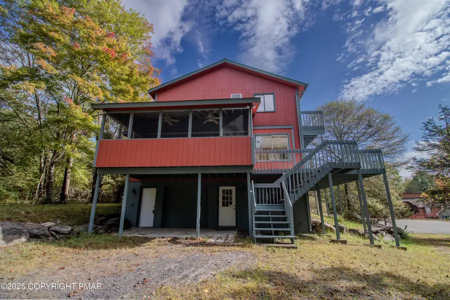 1142 Yorkshire Lane, Bushkill, PA 18324 - Image #2