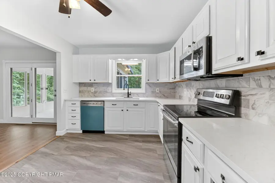 60 Ginkgo Road, Palmerton, PA 18071 - Image #2