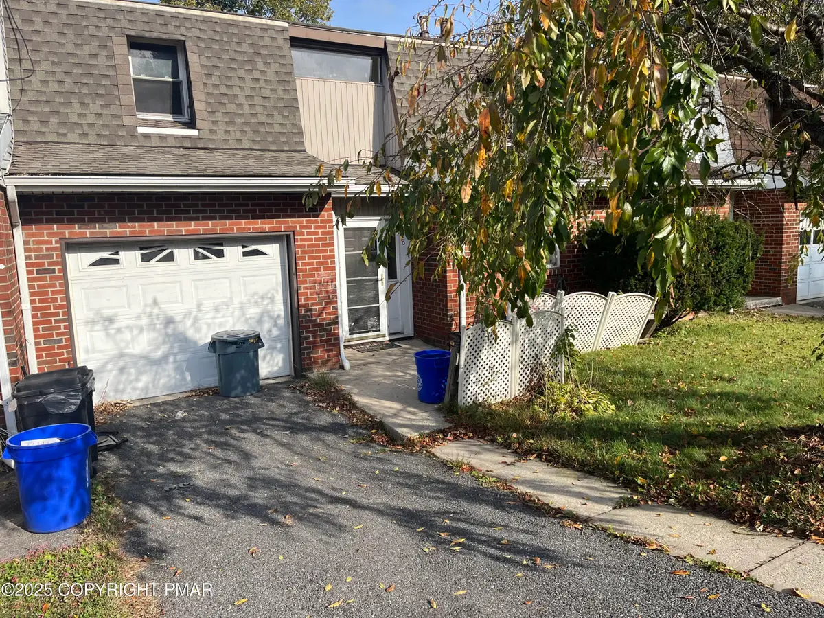 148 Vista Dr. Drive, Easton, PA 18042 - Image #1