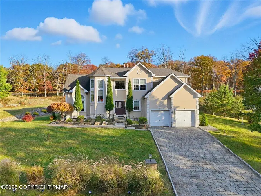 5123 Hemlock Lane, Tamiment, PA 18371 - Image #3