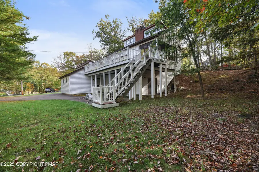 385 Saunders Drive, Bushkill, PA 18324 - Image #3