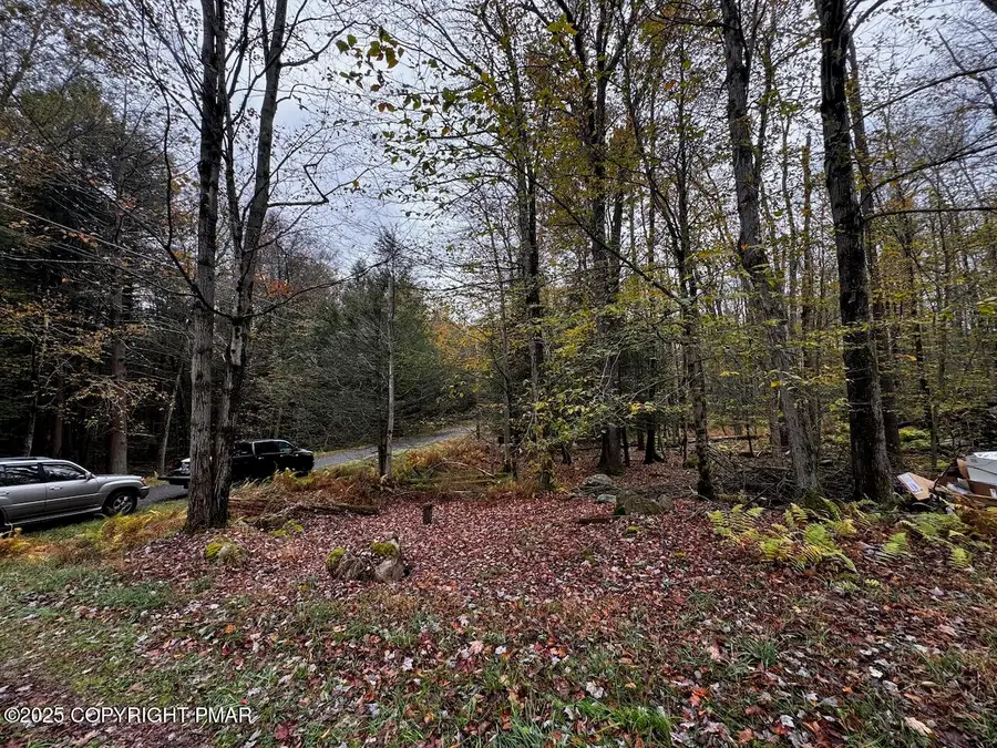 69 Ojibwa Trail Trail, Gouldsboro, PA 18424 - Image #2