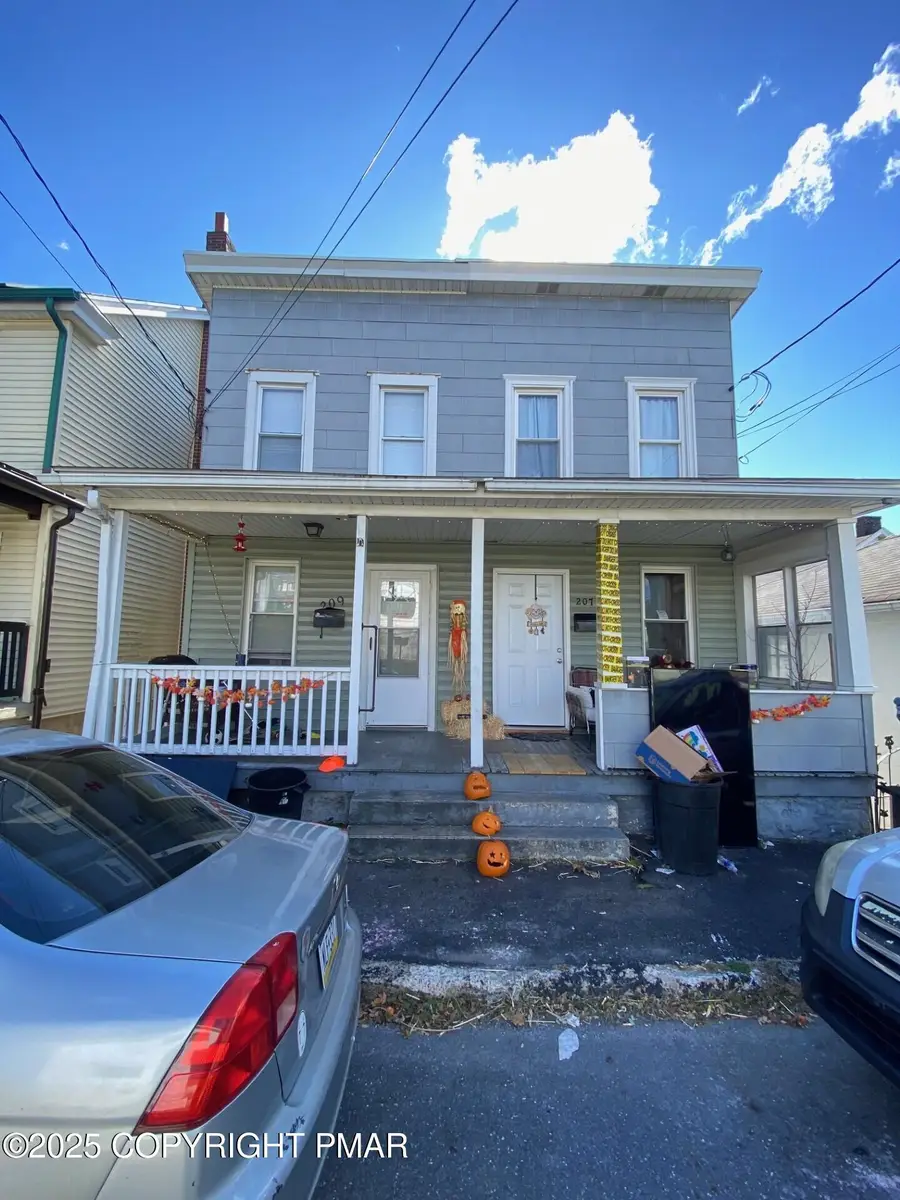 207-209 E Mcmurtrie Street, Summit Hill, PA 18250 - Image #2