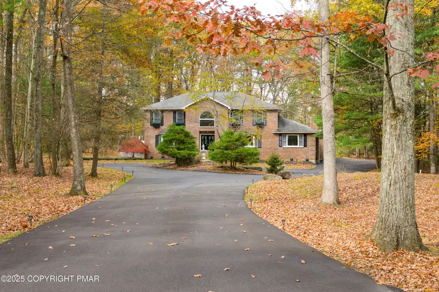 3038 Hemlock Road, Stroudsburg, PA 18360 - Image #2