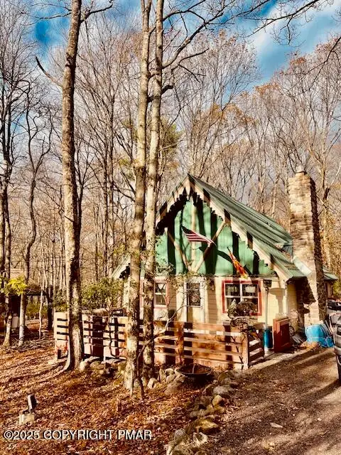 46 Wood Street, Lake Harmony, PA 18624