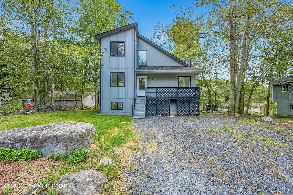 8498 Bumble Bee Way, Tobyhanna, PA 18466 - Image #1