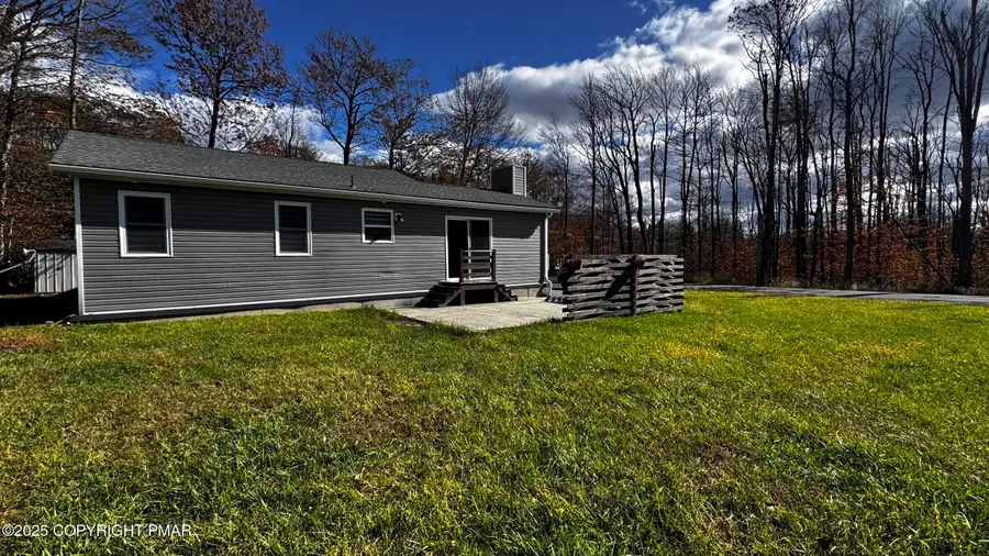 3262 Hamlet Drive, Tobyhanna, PA 18466 - Image #2