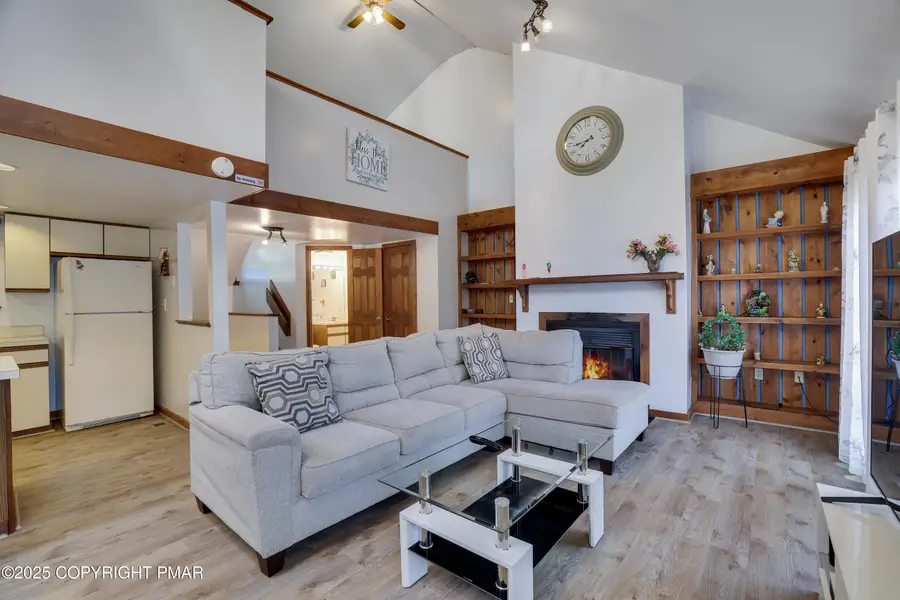 3336 Windermere Drive, Bushkill, PA 18324 - Image #2