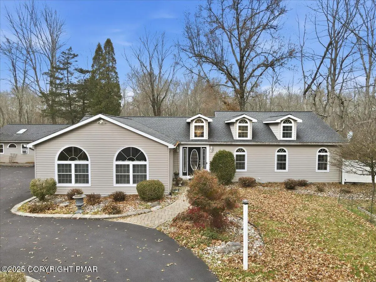 4108 Manor Drive, Stroudsburg, PA 18360 - Image #1