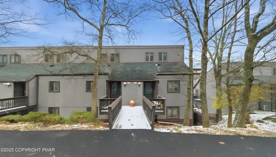 182 Upper Village Way, Tannersville, PA 18372 - Image #2