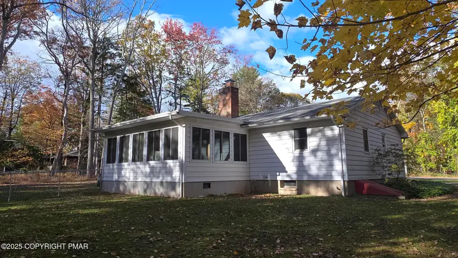 781 White Oak Road, Cresco, PA 18326 - Image #2