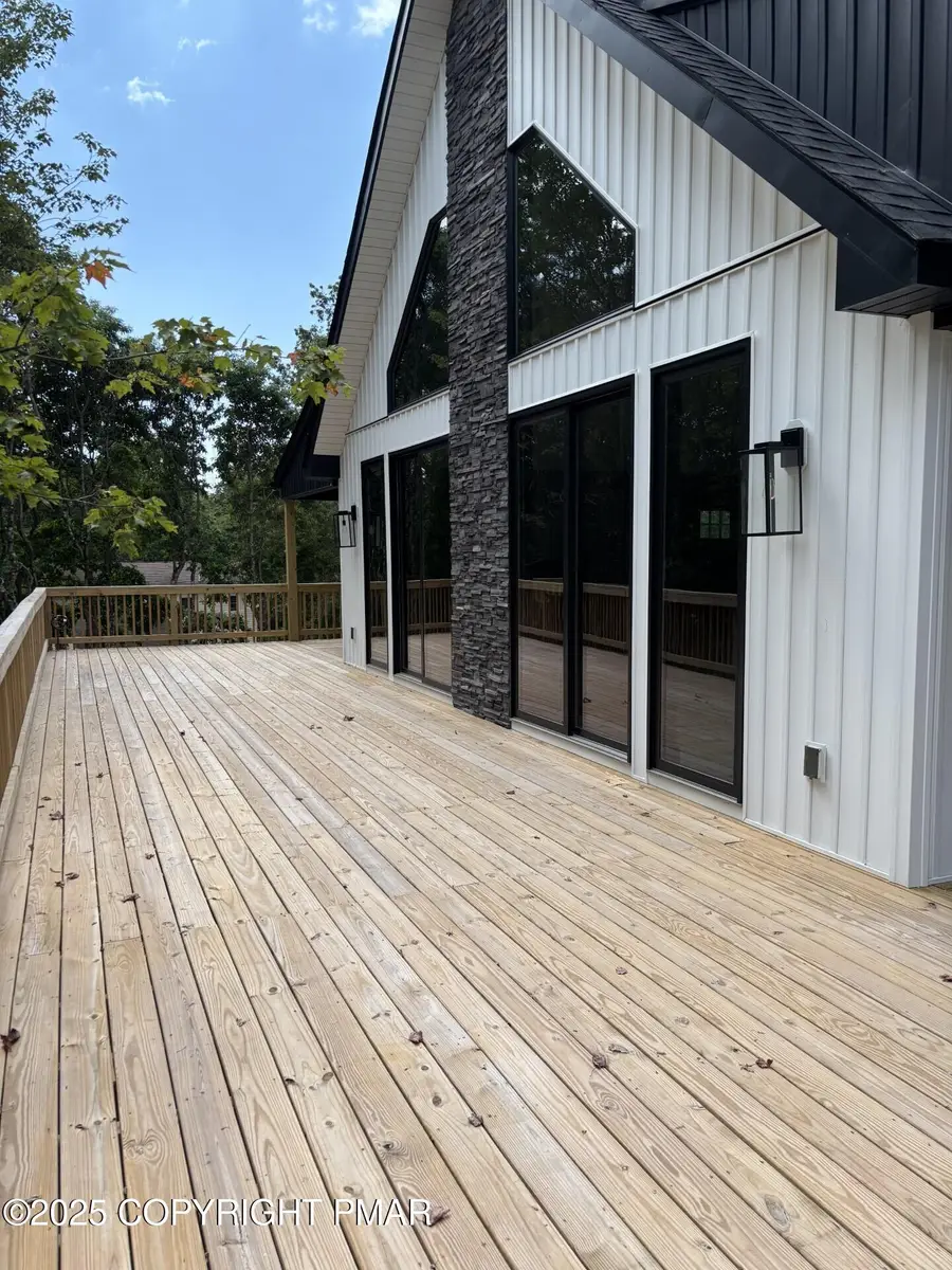 70 Caedman Drive, Albrightsville, PA 18210 - Image #2