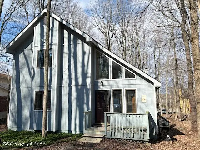 111 Mohican Trail, Pocono Lake, PA 18347 - Image #2