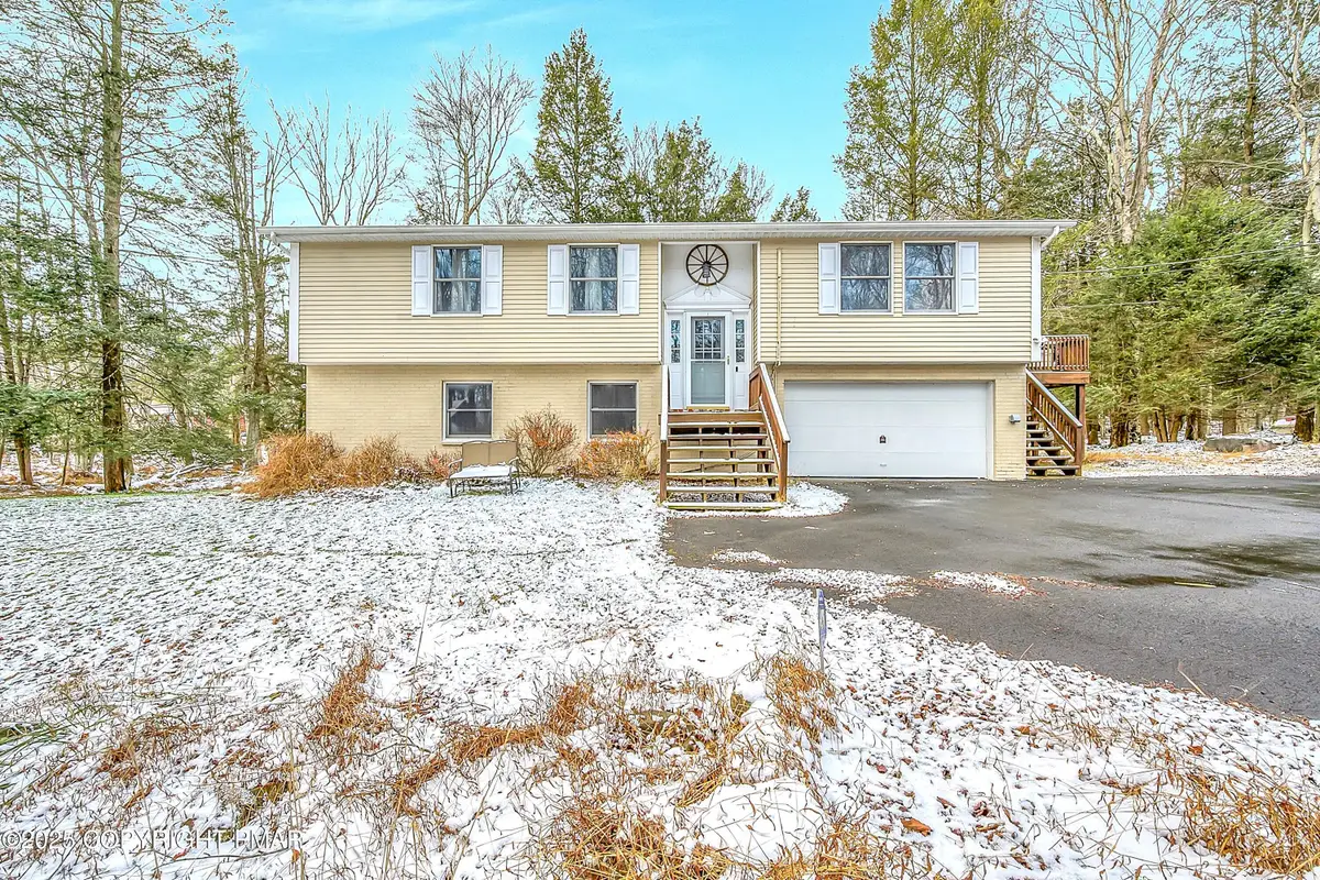 903 Sir Lionel Court, Pocono Lake, PA 18347 - Image #1