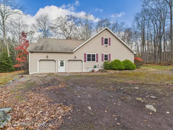 1286 Blackberry Road, Pocono Lake, PA 18347