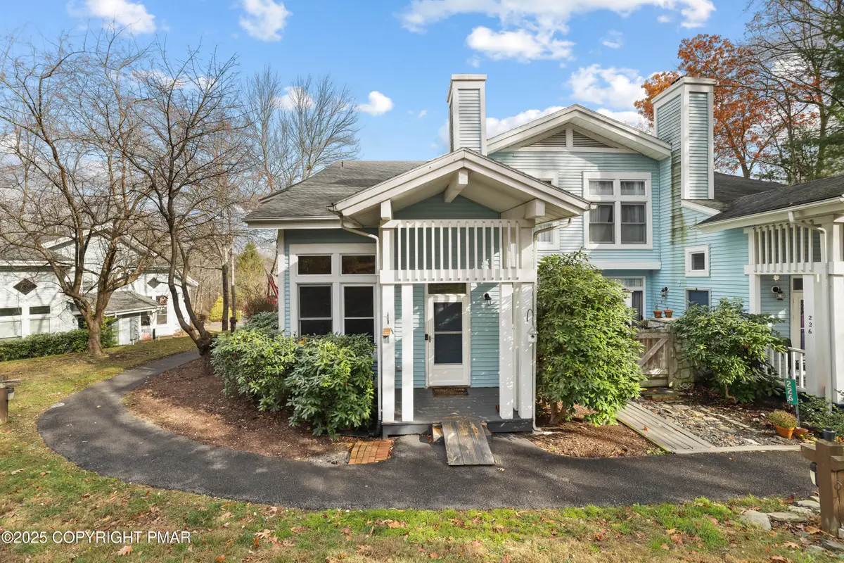 222 Abbington Drive, East Stroudsburg, PA 18302 - #1