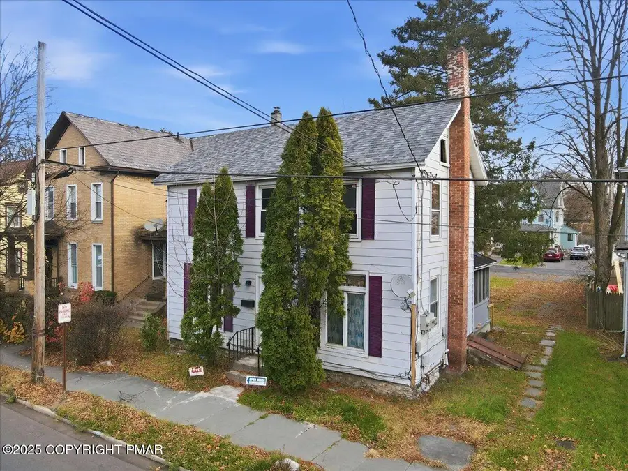 202 N Courtland Street, East Stroudsburg, PA 18301 - Image #2