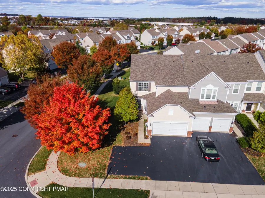 8524 Mayfair Court, Breinigsville, PA 18031 - Image #2