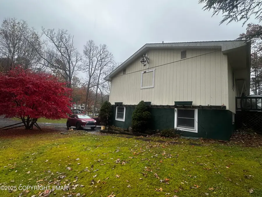 545 Manzanedo Lake Road, East Stroudsburg, PA 18302 - Image #3