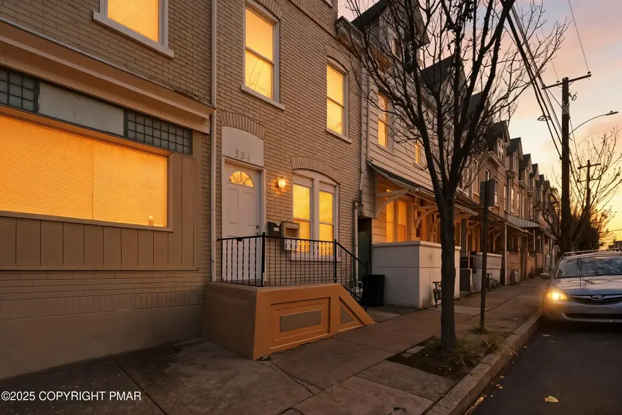 384 W Gordon Street, Allentown, PA 18102 - Image #2