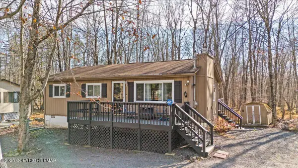 272 Wyalusing Drive, Pocono Lake, PA 18347