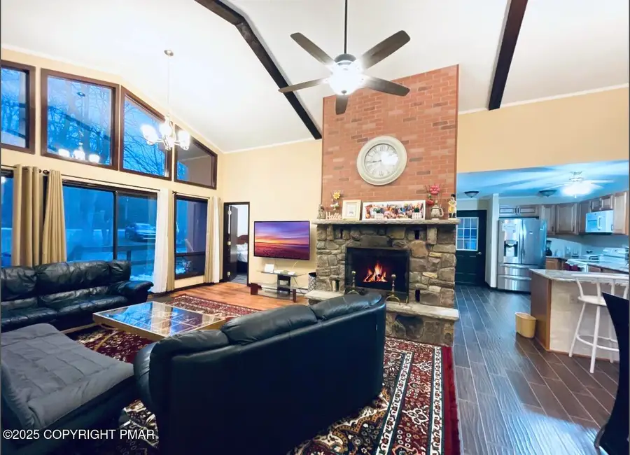 149 Livingston Lane, Clifton Township, PA 18424 - Image #3