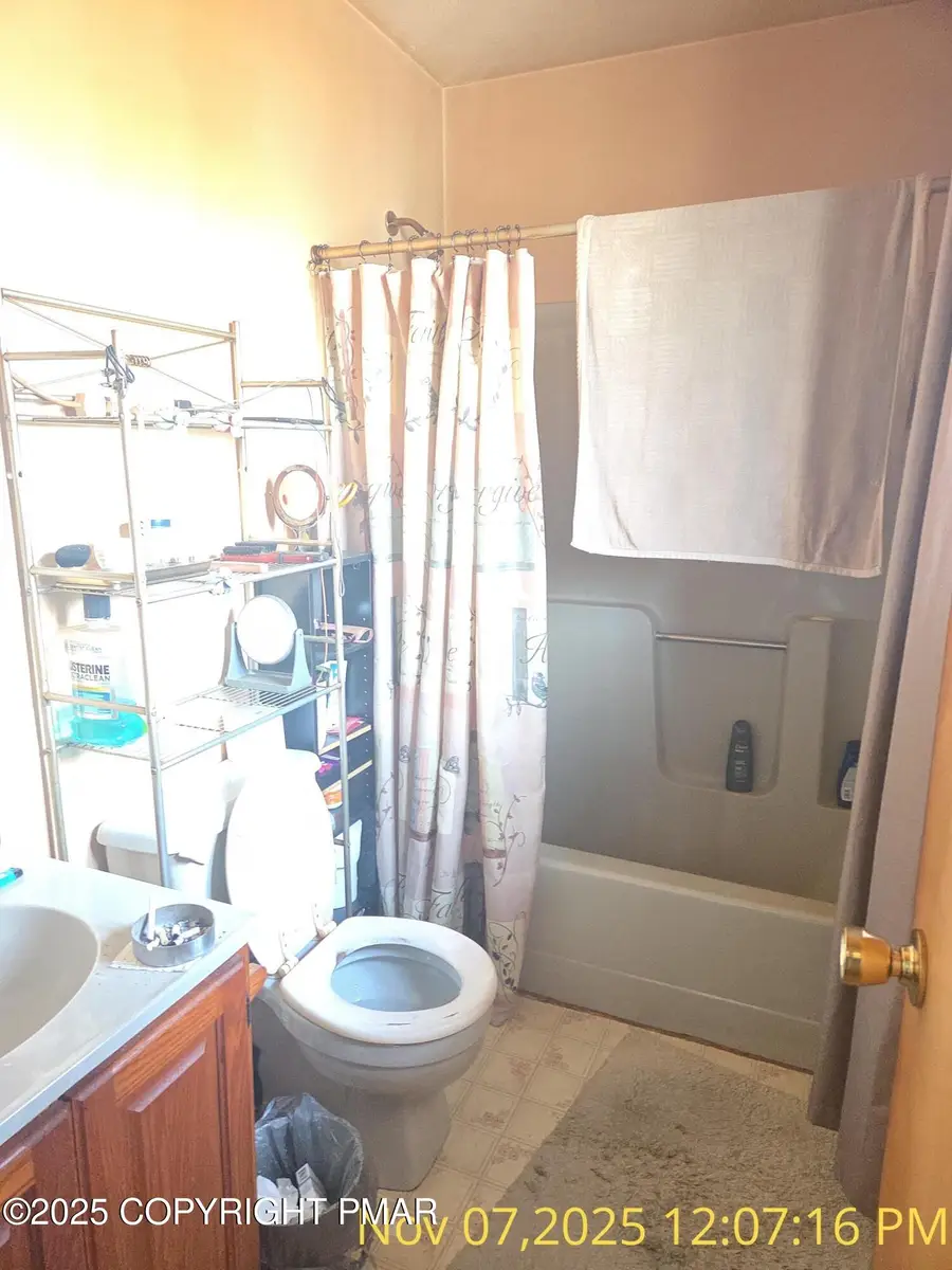 1107 Hampstead Court, Bushkill, PA 18324 - Image #3