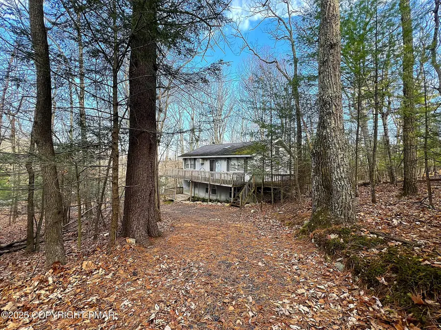 1109 Alpine Drive, East Stroudsburg, PA 18302 - Image #2