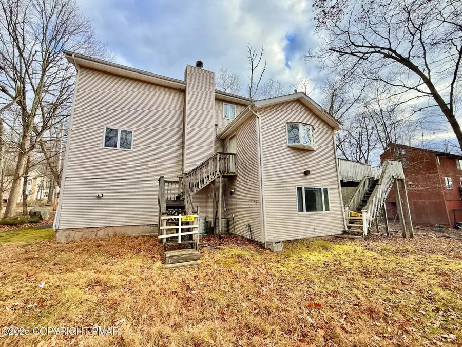 297 Hyland Drive, East Stroudsburg, PA 18301 - Image #3