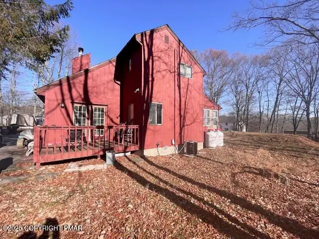 139 Mountain Top Circle, Bushkill, PA 18324 - Image #3