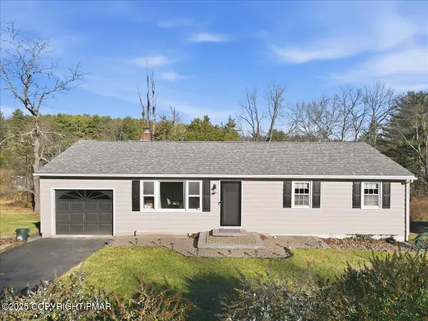 772 Mohawk Trail, Stroudsburg, PA 18360