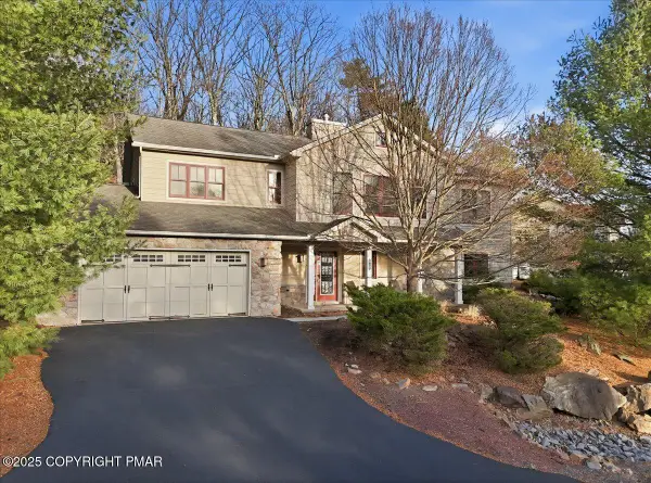 6 Fieldstone Court, Lake Harmony, PA 18624