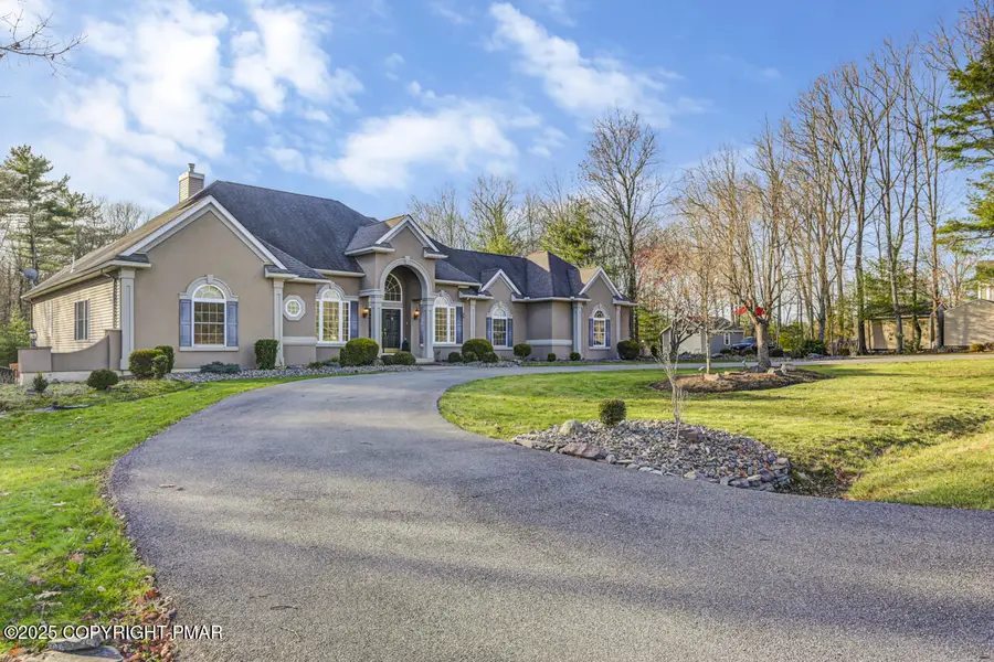 329 Joanne Court, Bartonsville, PA 18321 - Image #3