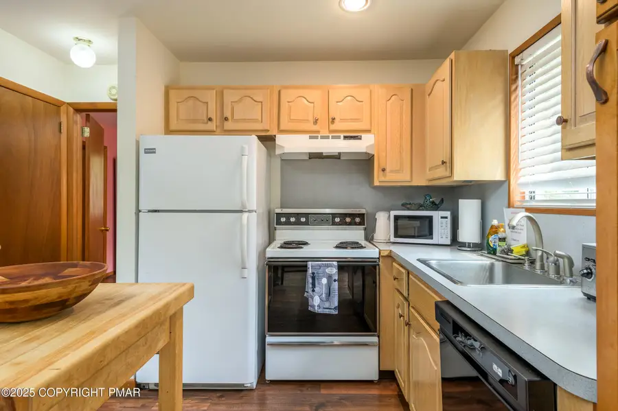 126 Shawnee Dr Drive, Pocono Lake, PA 18347 - Image #3