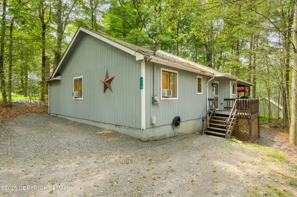 216 Muskwink Drive, Pocono Lake, PA 18347