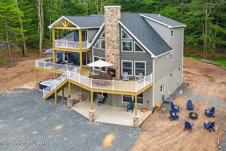 217 S Lake Drive, Lake Harmony, PA 18624 - Image #2