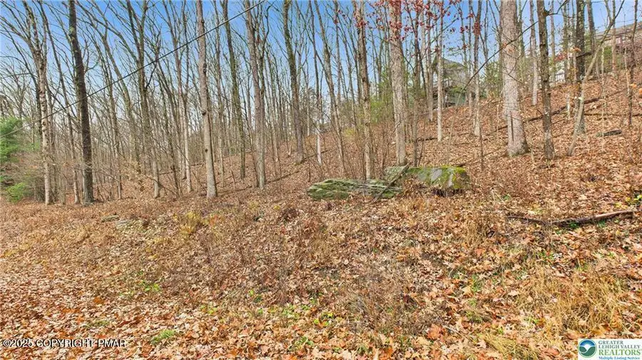 221 Brookdale Dr 221 Drive, Bartonsville, PA 18321 - Image #2