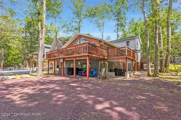 151 S Lake Drive, Lake Harmony, PA 18624